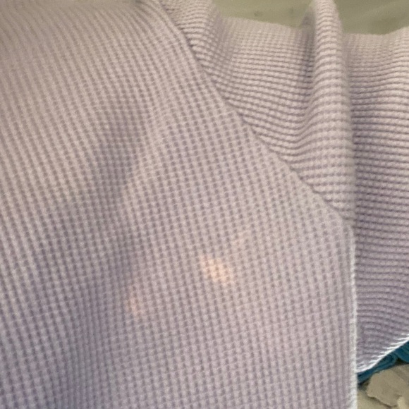 Size medium blue waffle sweatshirt - Picture 4 of 4